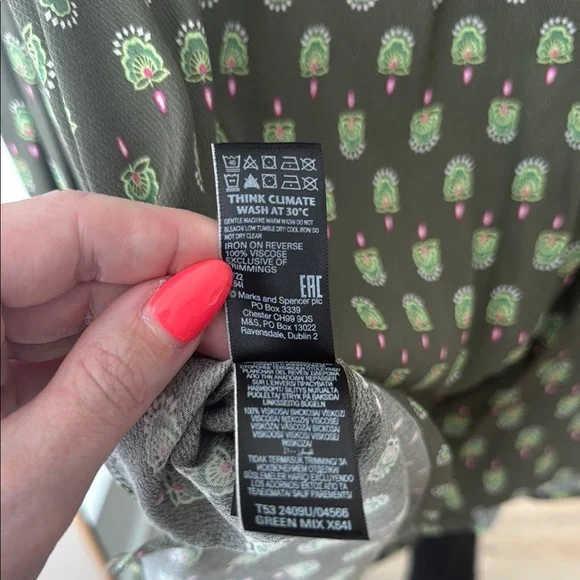 NWOT Per Una Adorable Green Long Sleeve Blouse - Picture 9 of 9